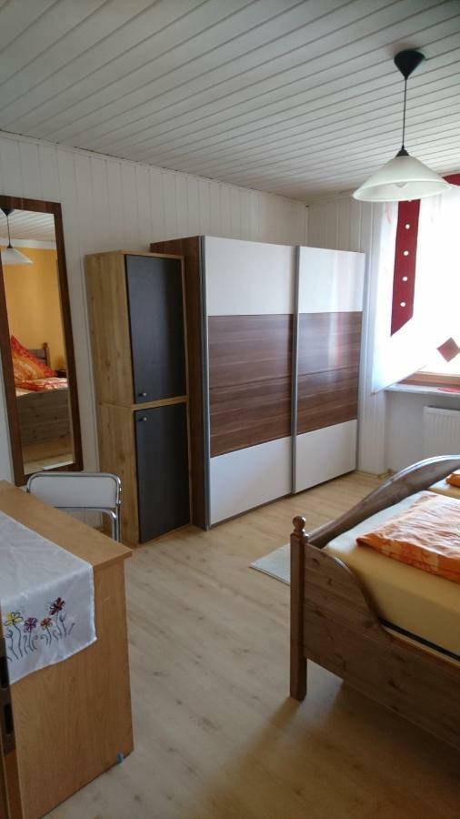 Ferienwohnung Am Rosengarten Neuhaus an der Pegnitz Exterior foto